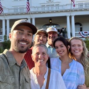 Meet your Posher, Clare aka QuirkyThrifter